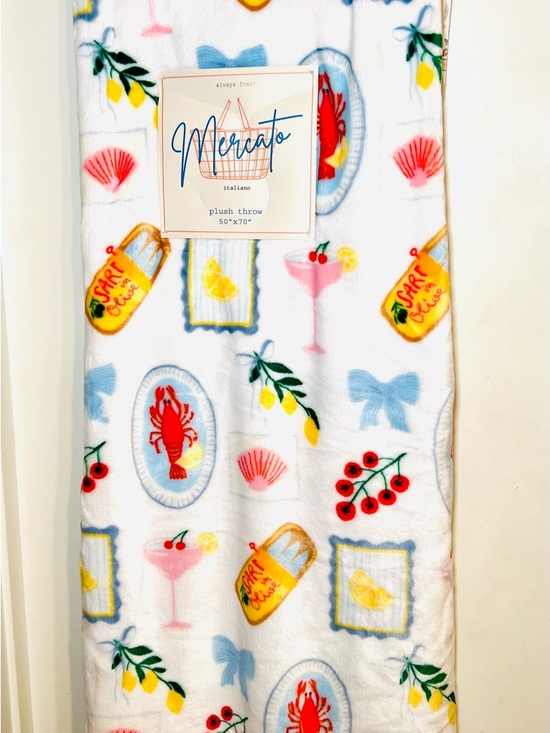 Cato Other - Coastal Summer Plush Throw Blanket Lobster Sardines Tomato Lemons Cocktails Bows